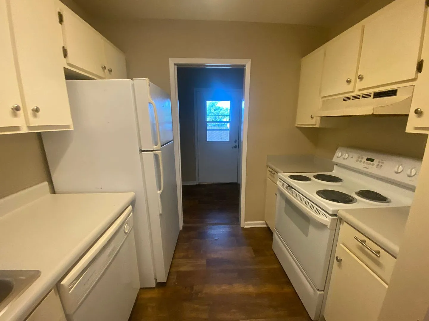 Efficient 3Bed/2Ba Duplex Unit in The Cove! — Photo 4
