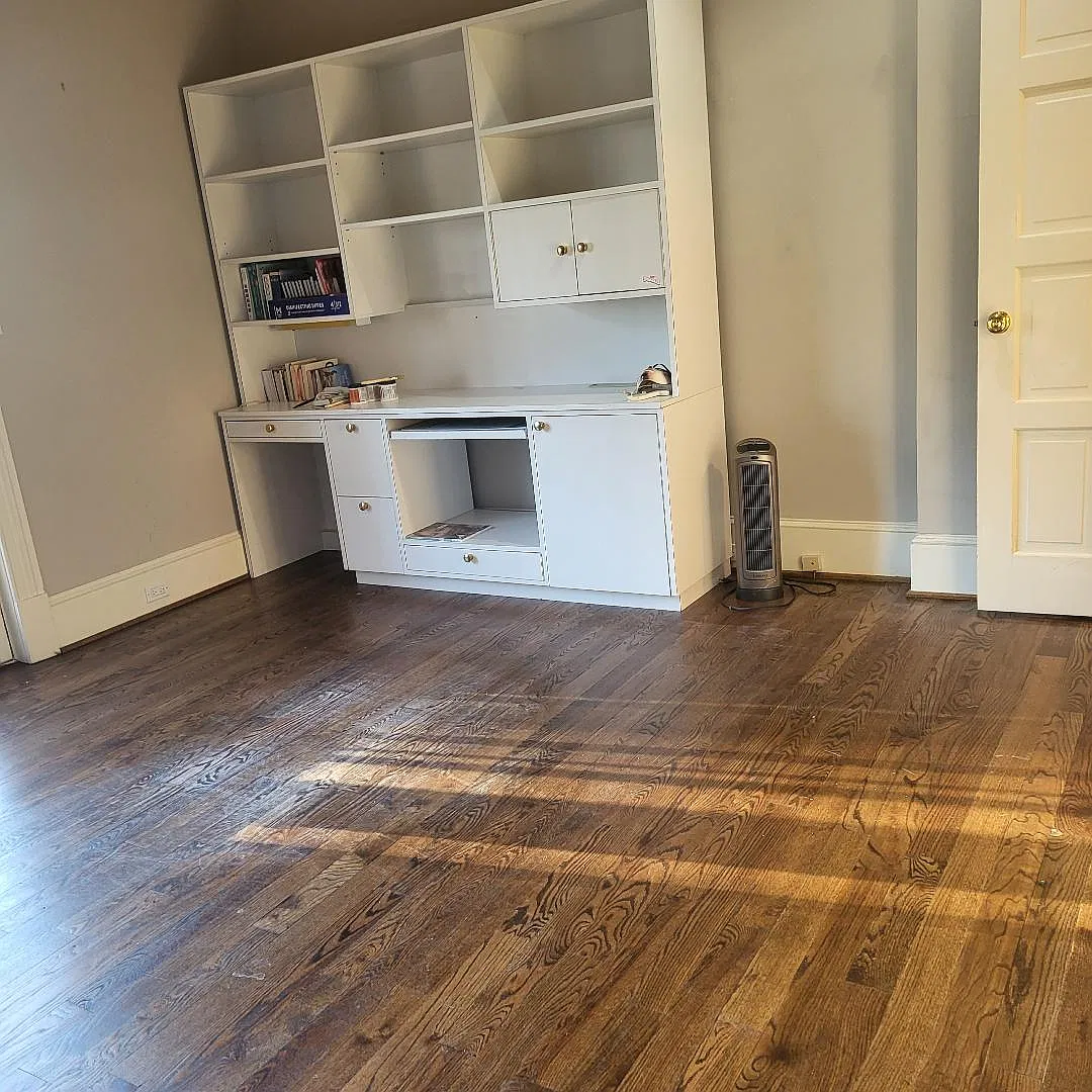 803 Hillstead Dr — Photo 4