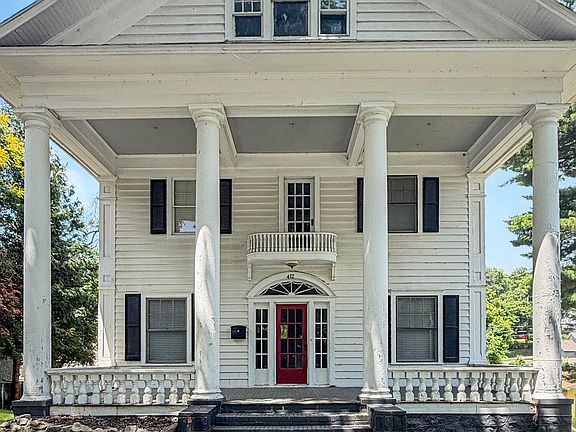 2nd image of 412 S Jefferson Street