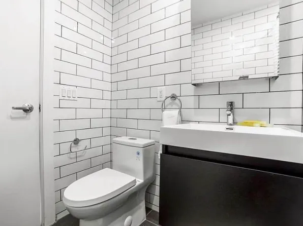 814 Amsterdam Avenue image 7 of 9