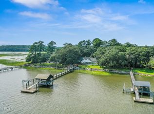 290 Perryclear Dr, Beaufort, SC 29906