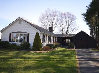 17 Hadley Pl, Hadley, MA 01035