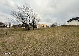4th image of 254 Hawks Bnd