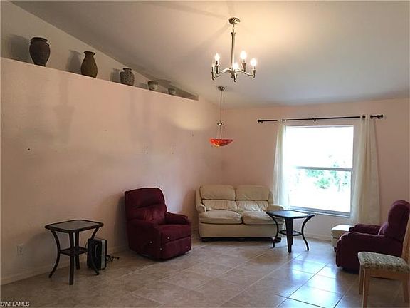 4th image of 25125 Luci Dr