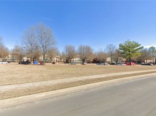 333 N Dixieland St, Lowell, AR 72745