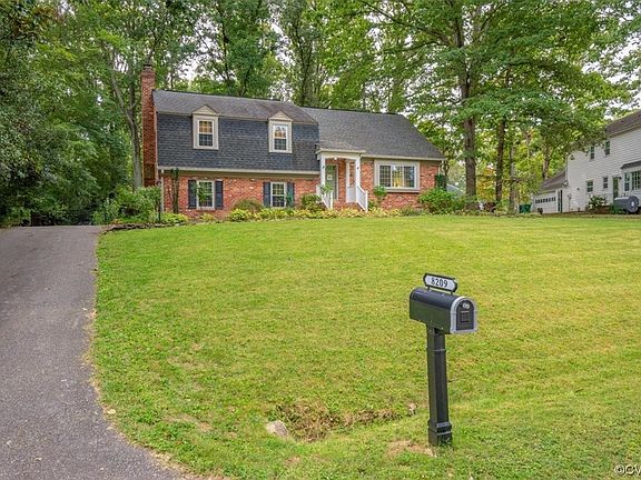 4th image of 8209 Capelwood Dr