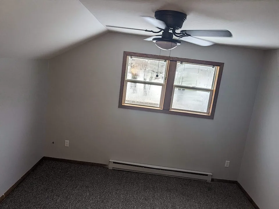 Representative photo, may not be the actual unit.