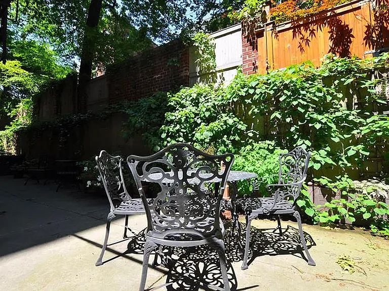 149 W 12th St #4-1 — Photo 14