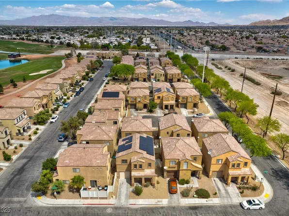 5774 Typecast Rd, Las Vegas, NV 89142