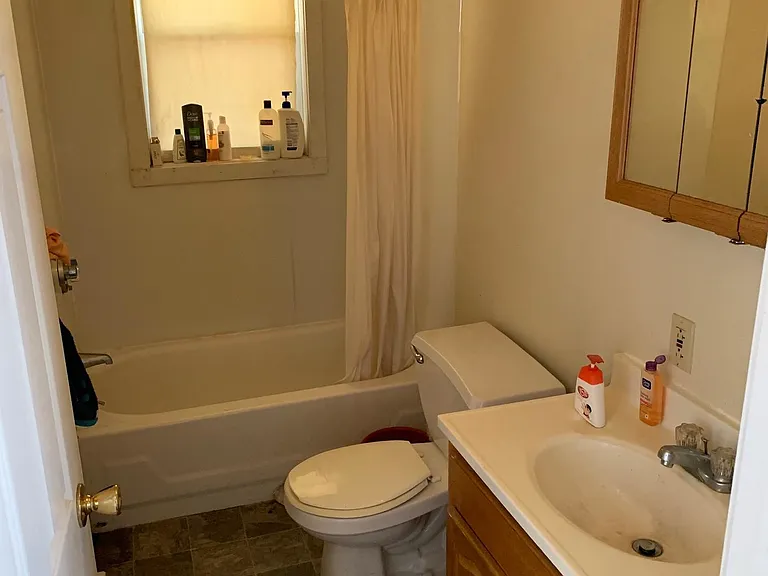 88 Gardena St #1 — Photo 3