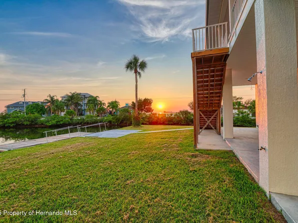 3174 Sanibel Dr, Hernando Beach, FL 34607