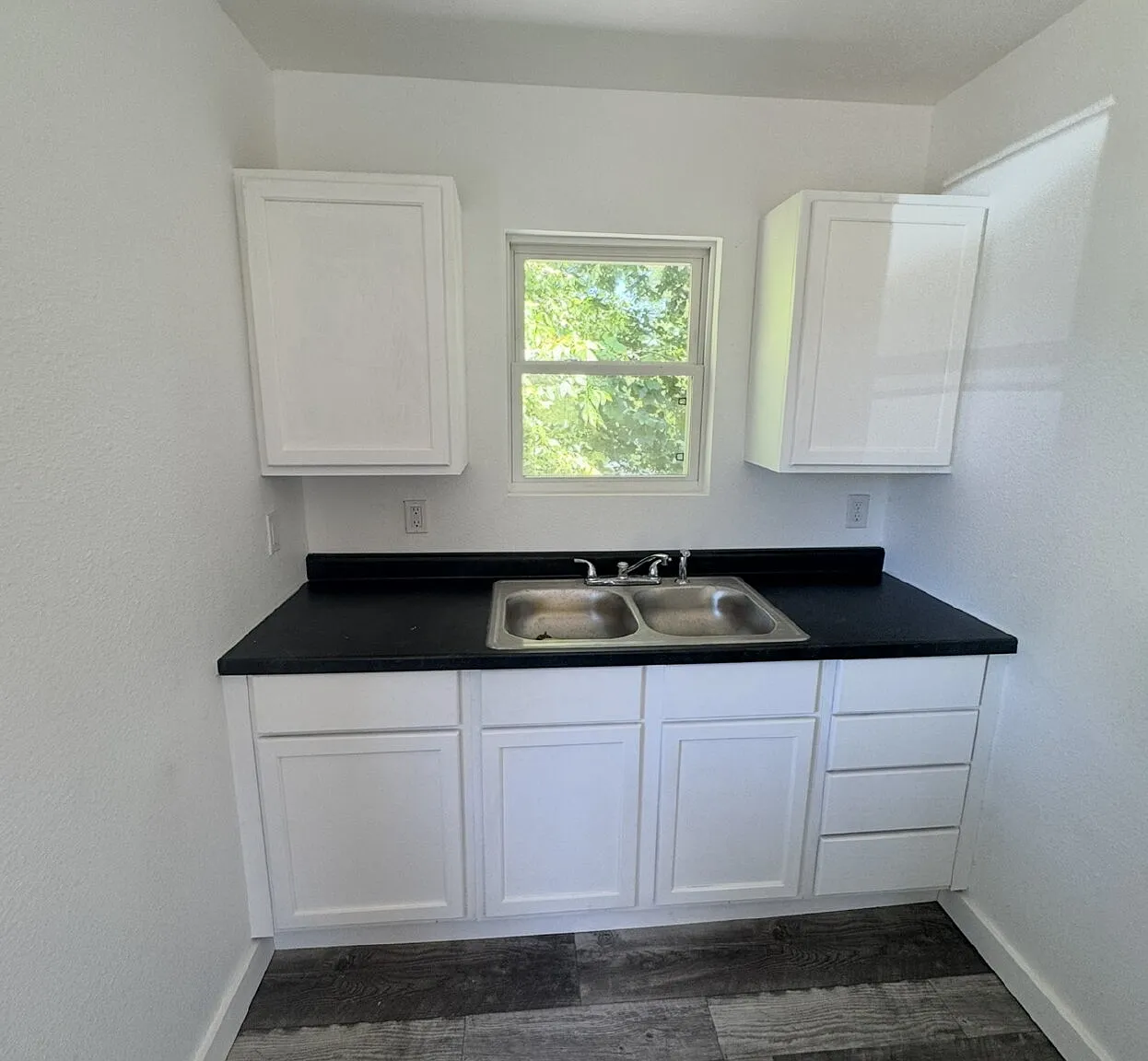 1 bed, 1.0 bath, 500 sqft, $700 — Photo 3