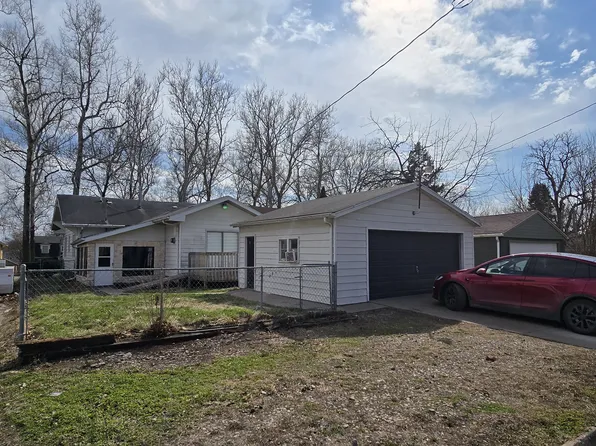 1420 Thompson Ave, Des Moines, IA 50316