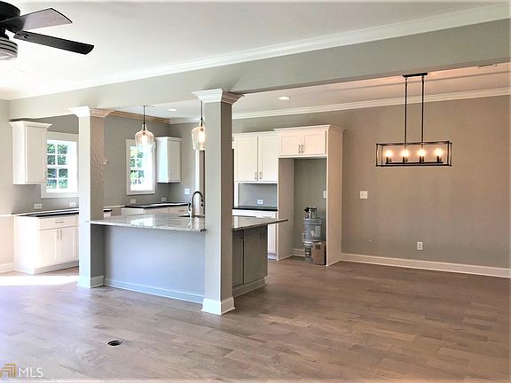 4th image of 1041 Reunion Ln #78