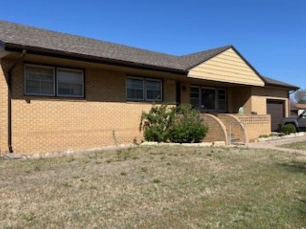 1017 Lincoln St, La Crosse, KS 67548