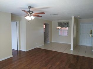 8300 Bardmoor Blvd APT 206, Seminole, FL 33777