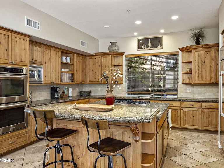 9572 E Mountain Spring Rd — Photo 9