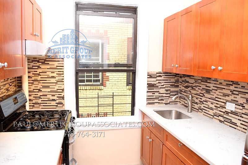 1st image of 4320 42nd St APT 3R