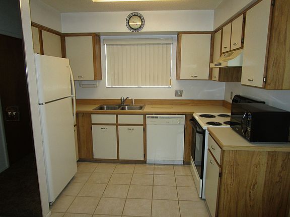 2nd image of 117 White Fawn Dr
