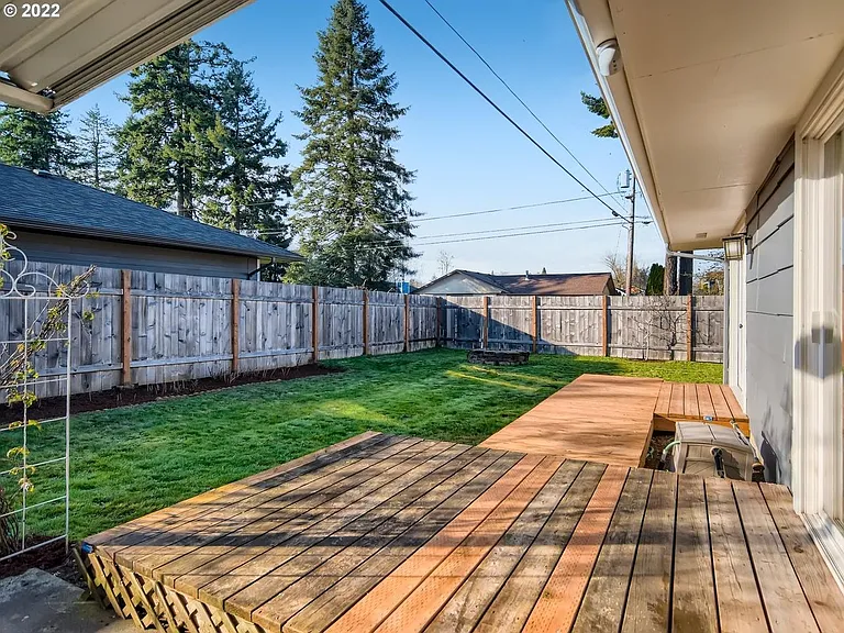9251 SE 47th Ave — Photo 22