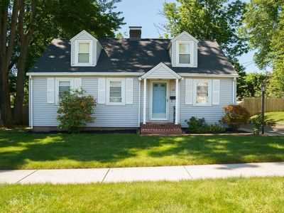 69 Alhambra Cir S, Agawam, MA, 01001