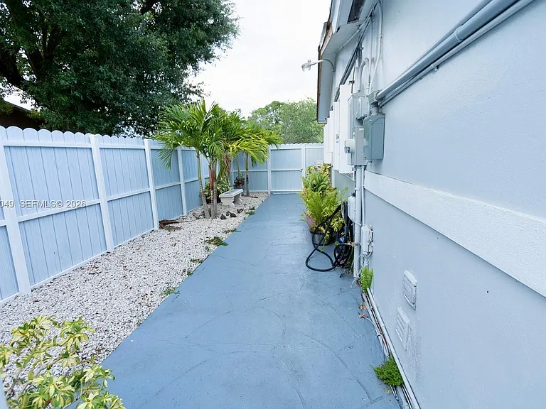 20760 NW 37th Ct #2 — Photo 3