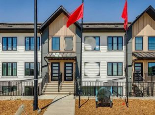 40 N Livingston Parade NE #205, Calgary, AB T3P2K4