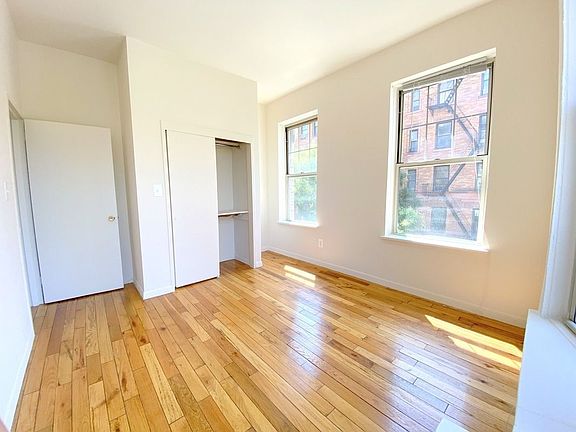 2nd image of 59 W 76th St #4EE