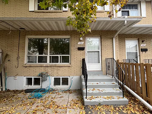 515 Queen Victoria Dr #101 Photo 1