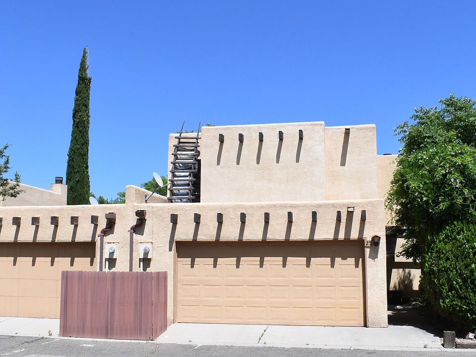 1st image of 25 Calle Playa Del Sol NE