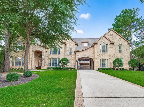 15 Veilwood Cir, Spring, TX 77382