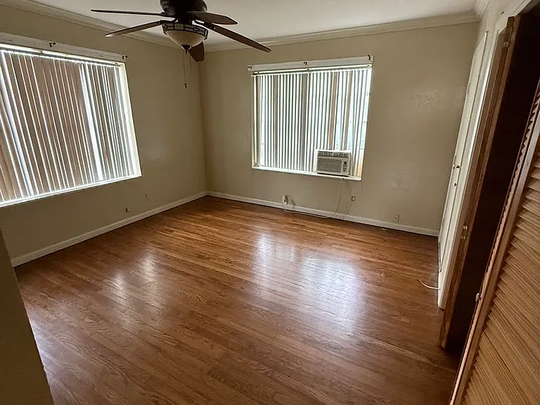 5317 Purington Ave — Photo 3