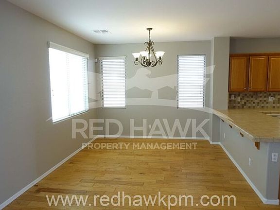 4th image of 35985 W Prado St