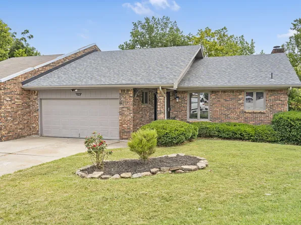 2178 E Barcelona Place, Springfield, MO 65804