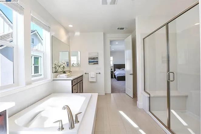 8403 Peninsula Way — Photo 9