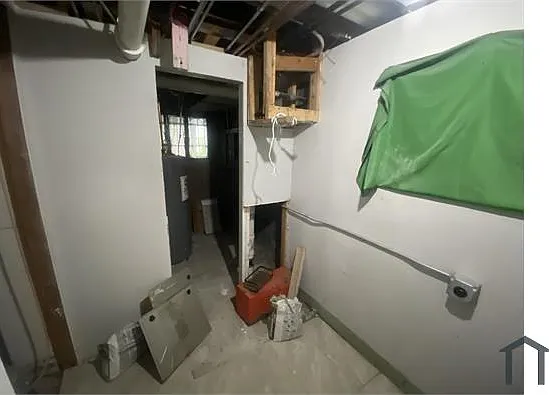 1110 E 93rd St #1 — Photo 29