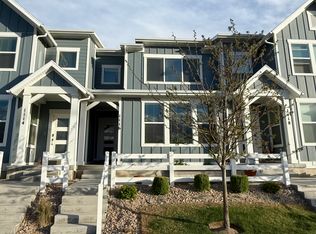 1116 W Early Light Way, Bluffdale, UT 84065