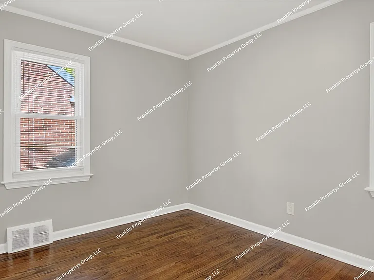 18500 Archdale St — Photo 15