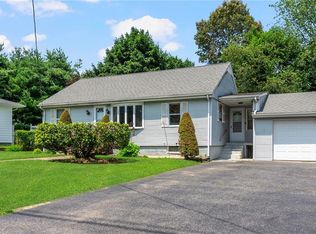 1 Enfield St, Johnston, RI 02919