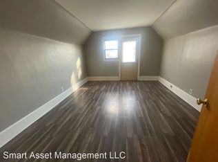 1816A W Rogers St, Milwaukee, WI 53204