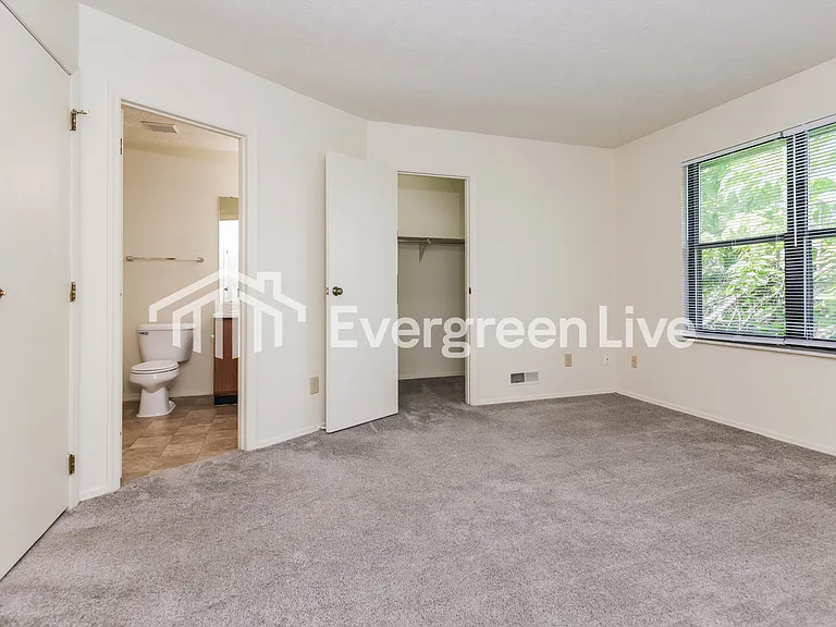 9730 Nettleton Park — Photo 8