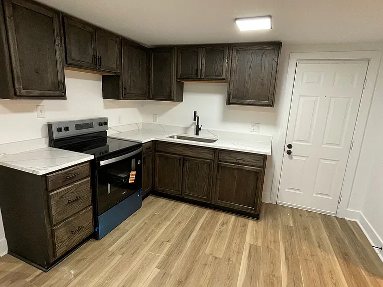 206 King Rd — Photo 4