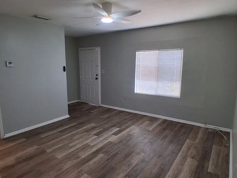 506 N Macdill Ave — Photo 5