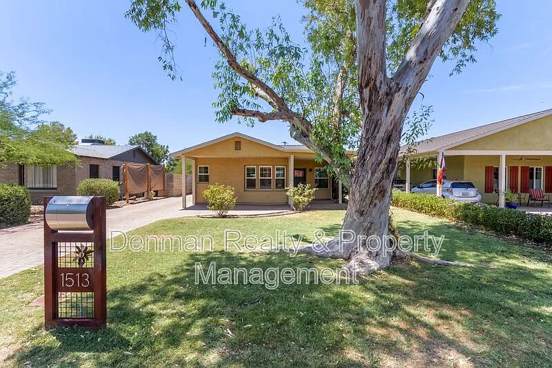 4 bed, 3.0 bath, 1922 sqft, $3,300 — Photo 3