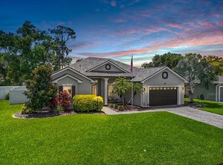 1715 Oakwood Estates Dr, Plant City, FL 33563