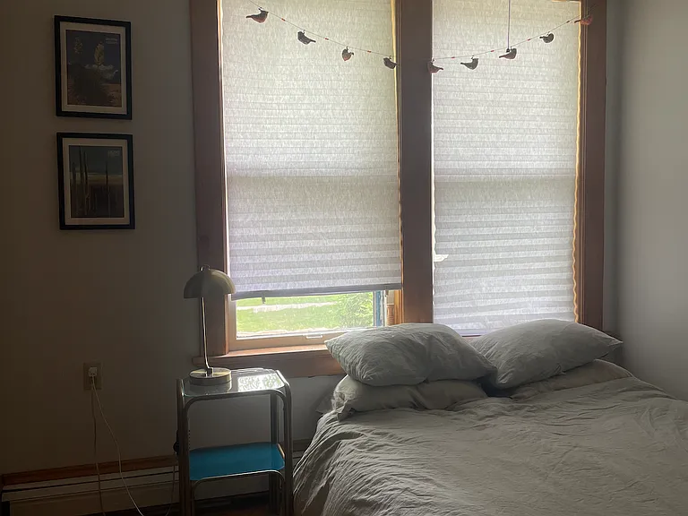 Bedroom, with window looking onto 7th Street.