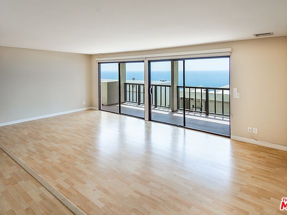 4th image of 18057 Coastline Dr APT 5