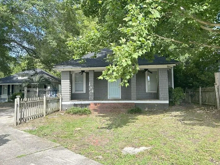 4 bed, 3.0 bath, $3,675 — Photo 1