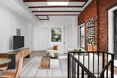 Rented by Nolita Group