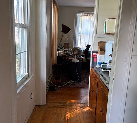 4th image of 7 Federal St